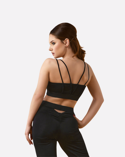 AKIO Yoga and Pilates top in black